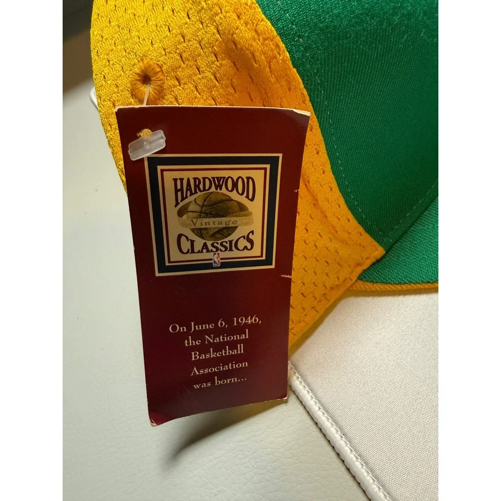 Reebok Boston Celtics Hat Mens 7 3/4 Green Yellow Hardwood Classics Fitted Mesh